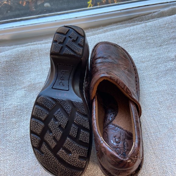 BOC Embossed Clogs Peggy Shoes Brown Vegan Leather C45789 Slip On Women's S7.5 - Picture 7 of 7